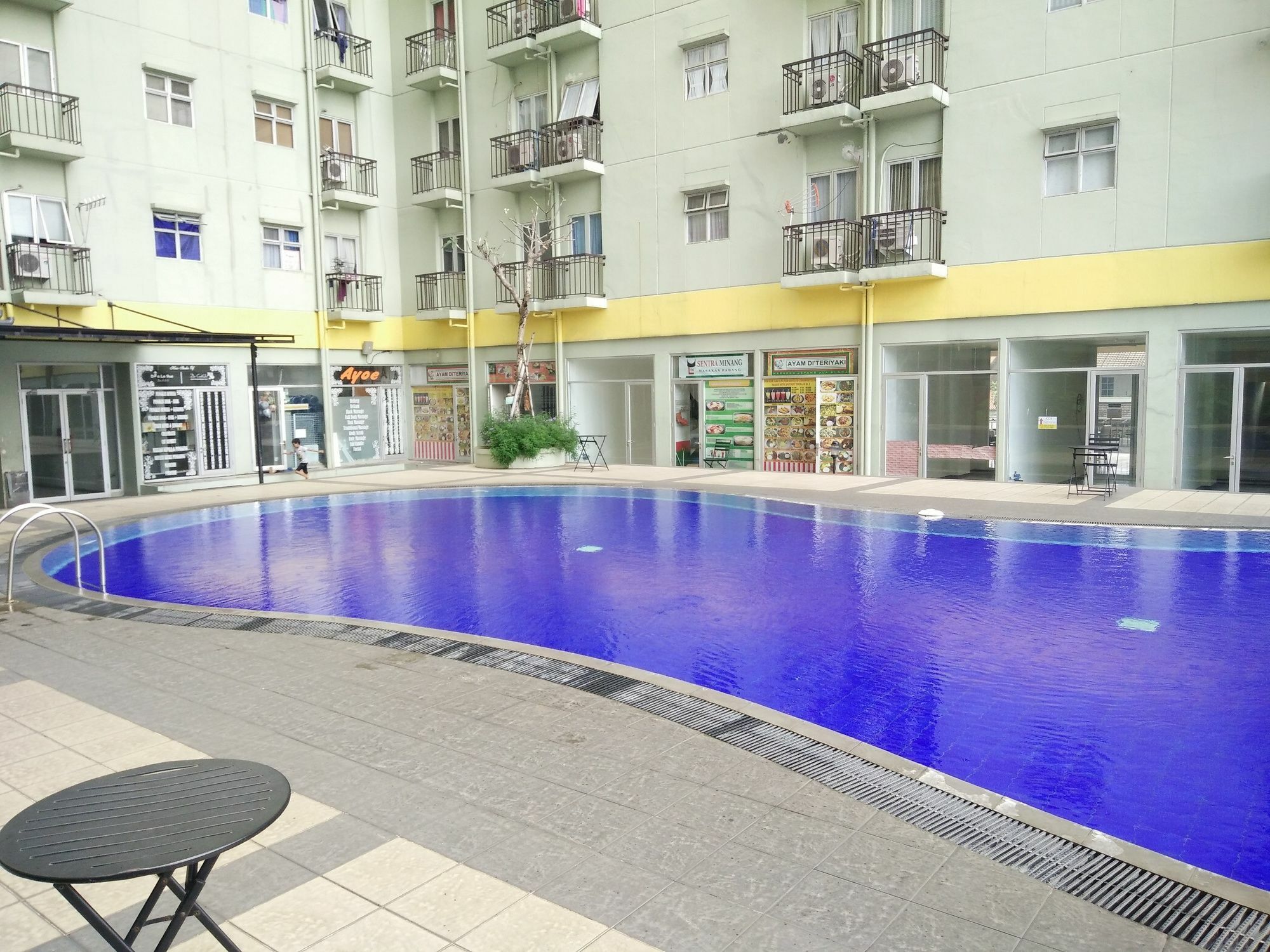 The Suites Metro Apartment - Putri Bandung Esterno foto