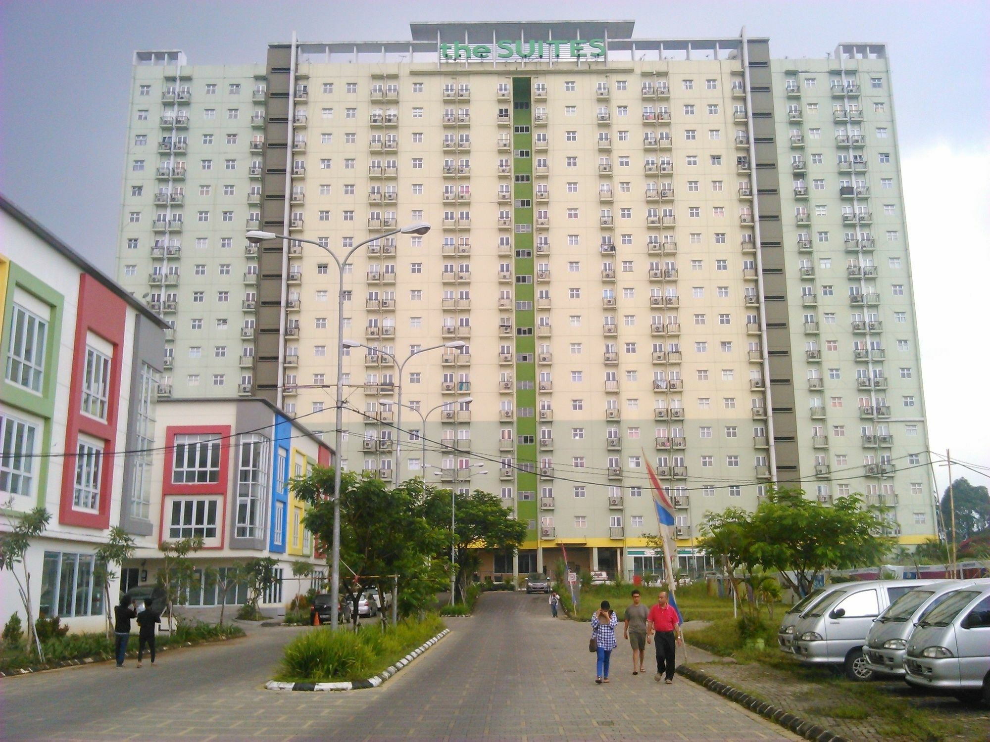 The Suites Metro Apartment - Putri Bandung Esterno foto